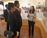 Mr. Xie Feng, Commissioner of the Ministry of Foreign Affairs of PRC in the HKSAR tours the University Gallery